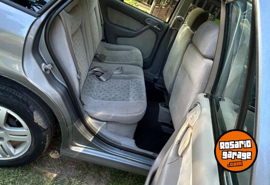 Autos - Volkswagen Gol Country 2004 Nafta 174000Km - En Venta