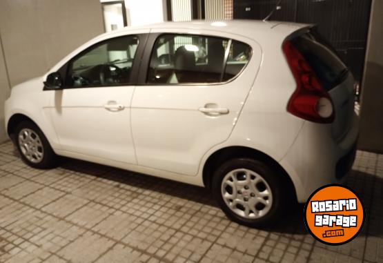 Autos - Fiat Palio atractive 2015 Nafta 124000Km - En Venta