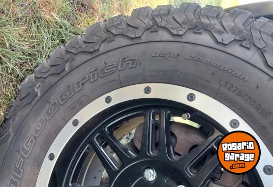 Camionetas - Volkswagen Amarok 2015 Diesel 240000Km - En Venta