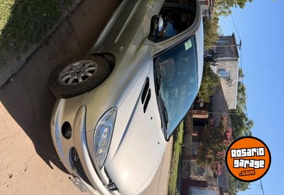 Autos - Peugeot 206 2008 Nafta 124000Km - En Venta