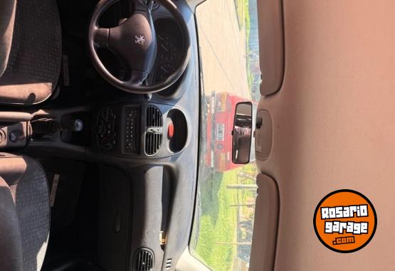Autos - Peugeot 206 2008 Nafta 124000Km - En Venta