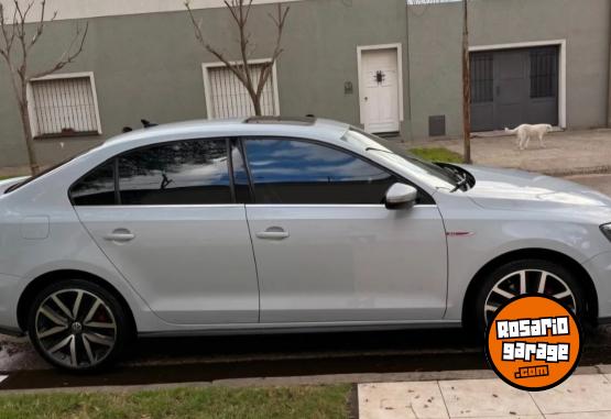 Autos - Volkswagen Vento gli impecable permu 2017 Nafta 112000Km - En Venta