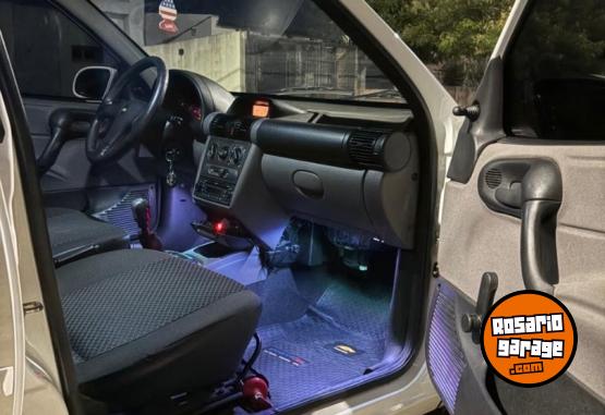 Autos - Chevrolet Classic 2012 GNC 198000Km - En Venta