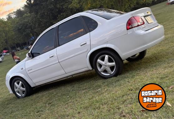 Autos - Chevrolet Classic 2012 GNC 198000Km - En Venta