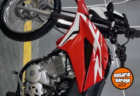 Motos - Honda XR150L 2024 Nafta 12000Km - En Venta