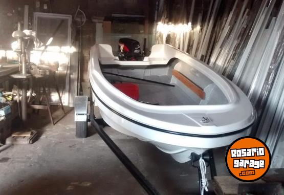 Embarcaciones - Casco + Motor+ Tr�iler. Poco uso y �nico due�o. - En Venta
