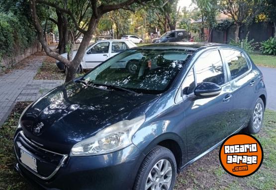 Autos - Peugeot 208 allure 2015 Nafta 131200Km - En Venta