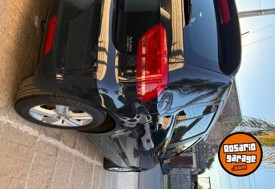 Autos - Volkswagen Fox 1.6 MSI 2015 Nafta 122000Km - En Venta