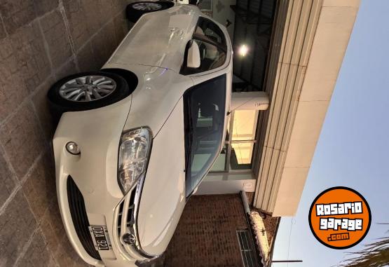 Autos - Toyota Etios XLS 1.5 M/T 2015 Nafta 102000Km - En Venta