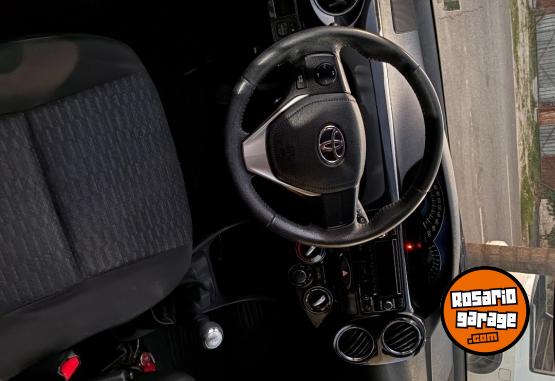 Autos - Toyota Etios XLS 1.5 M/T 2015 Nafta 102000Km - En Venta