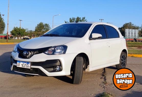 Autos - Toyota Etios xls 4at 5p 2023 Nafta 42000Km - En Venta