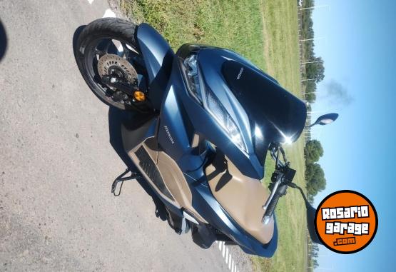 Motos - Honda Pcx 160 2025 Nafta 3000Km - En Venta