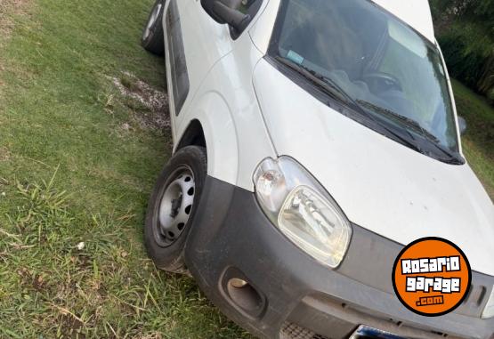 Utilitarios - Fiat Fiorino 2017 GNC 105000Km - En Venta