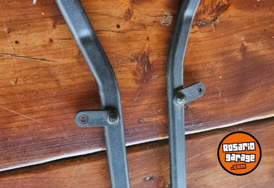 Accesorios para Motos - Parabrisas y porta top Case para Kawasaki ER6N - En Venta