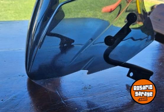 Accesorios para Motos - Parabrisas y porta top Case para Kawasaki ER6N - En Venta