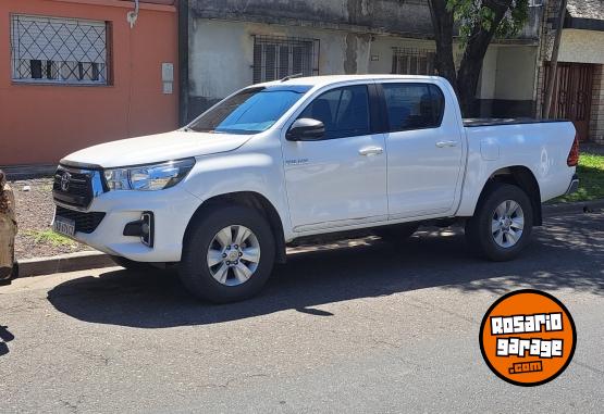 Camionetas - Toyota Hilux Sr 2019 Diesel 210000Km - En Venta