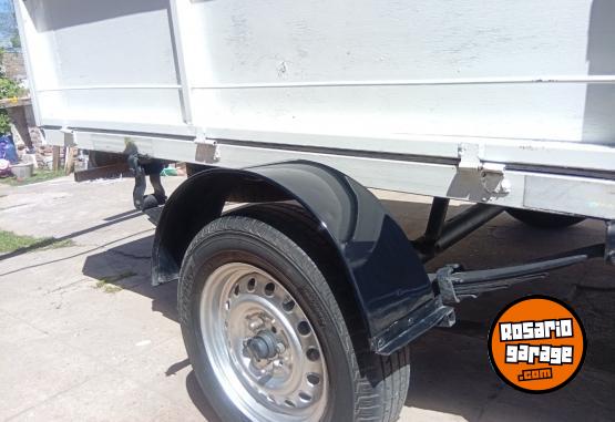 Camiones y Gr�as - VENDO!! Trailer acoplado. - En Venta