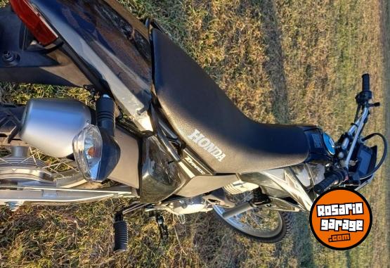 Motos - Honda Xr 250 cc 2023 Nafta 4000Km - En Venta