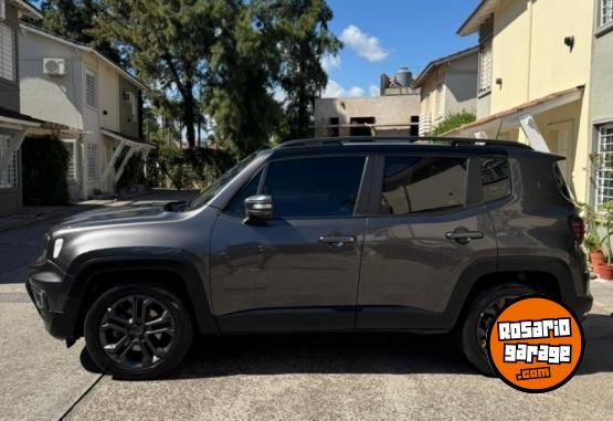 Camionetas - Chrysler JEEP RENEGADE SERIE S T27 2023 Nafta 54000Km - En Venta