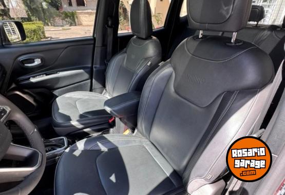 Camionetas - Chrysler JEEP RENEGADE SERIE S T27 2023 Nafta 54000Km - En Venta