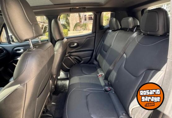 Camionetas - Chrysler JEEP RENEGADE SERIE S T27 2023 Nafta 54000Km - En Venta