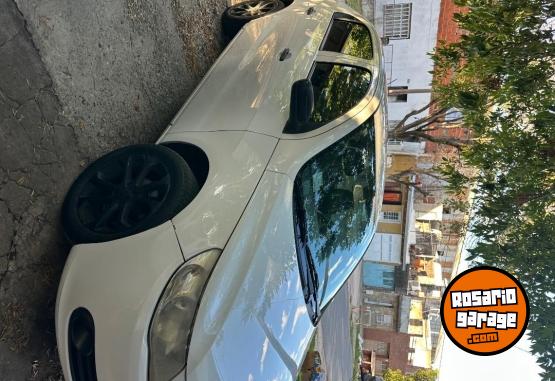 Autos - Volkswagen Voyage 2010 Nafta 197000Km - En Venta