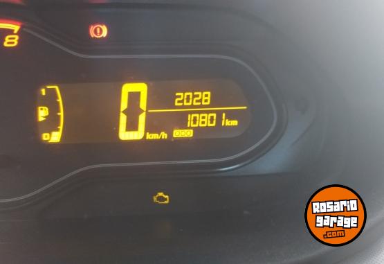 Autos - Chevrolet Prisma Joy 2017 Nafta 10801Km - En Venta