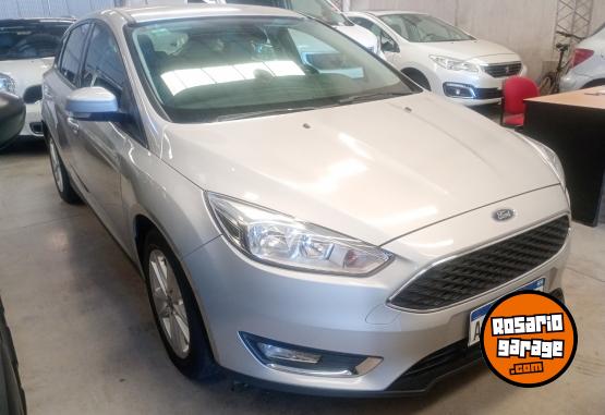 Autos - Ford Focus 2016 Nafta 121000Km - En Venta
