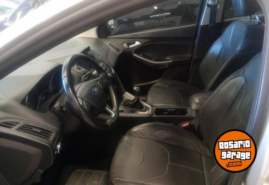 Autos - Ford Focus 2016 Nafta 121000Km - En Venta