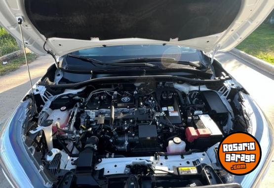 Autos - Toyota COROLLA CROSS XEI HEV 1.8 2022 Electrico / Hibrido 60000Km - En Venta