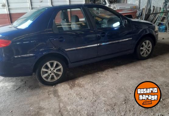 Autos - Fiat Siena HLx 1.8 2008 Nafta 210000Km - En Venta
