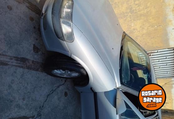 Autos - Chevrolet Vectra 2.2 1998 GNC 290000Km - En Venta