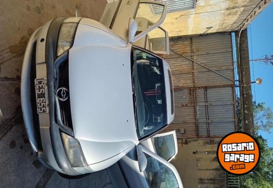 Autos - Chevrolet Vectra 2.2 1998 GNC 290000Km - En Venta