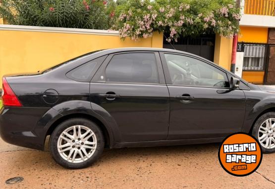 Autos - Ford FOCUS 2.0 GUIA GNC 2010 GNC 188523Km - En Venta