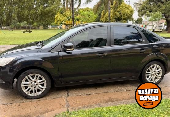 Autos - Ford FOCUS 2.0 GUIA GNC 2010 GNC 188523Km - En Venta