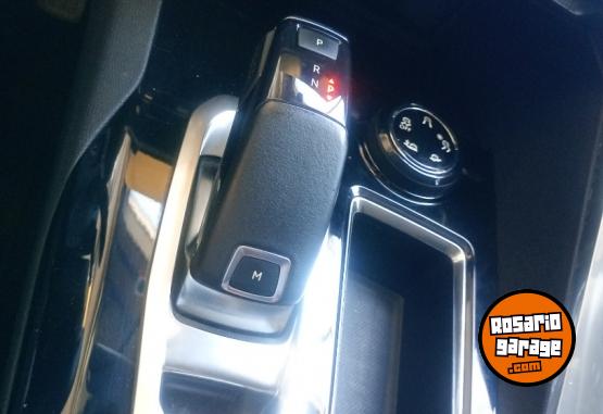 Autos - Peugeot 3008 2018 Nafta 98000Km - En Venta