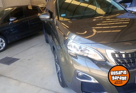 Autos - Peugeot 3008 2018 Nafta 98000Km - En Venta