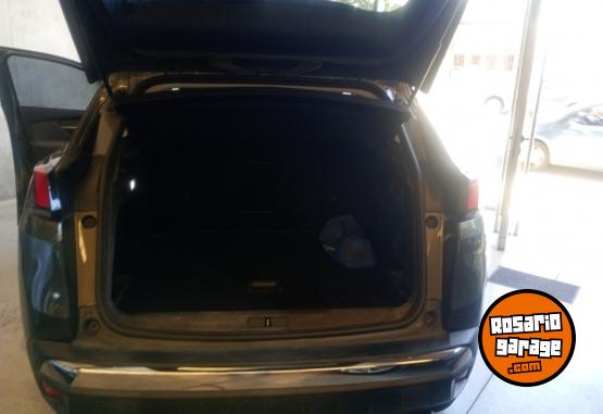 Autos - Peugeot 3008 2018 Nafta 98000Km - En Venta