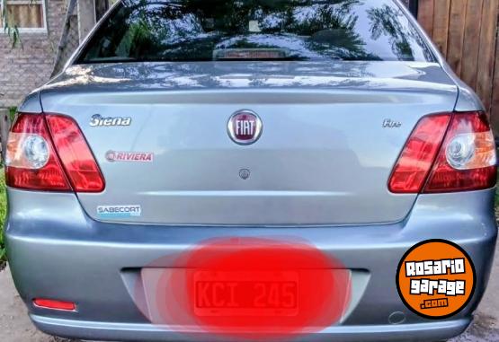 Autos - Fiat Siena 2011 GNC 130000Km - En Venta