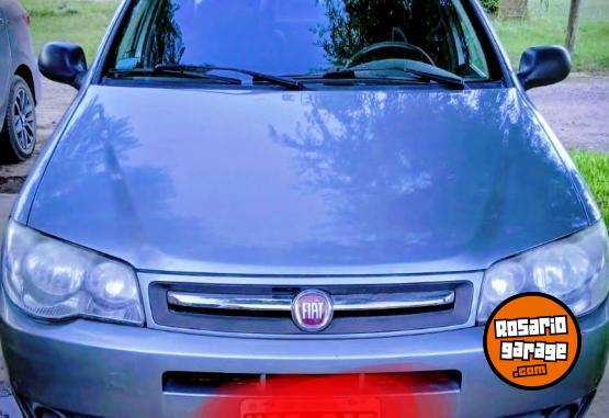 Autos - Fiat Siena 2011 GNC 130000Km - En Venta