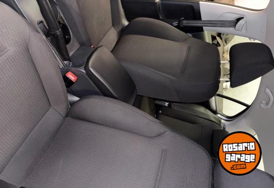 Autos - Volkswagen Vento 2.0 2017 Nafta 265000Km - En Venta