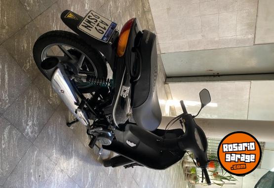 Motos - Guerrero 110 2023 Nafta 10000Km - En Venta