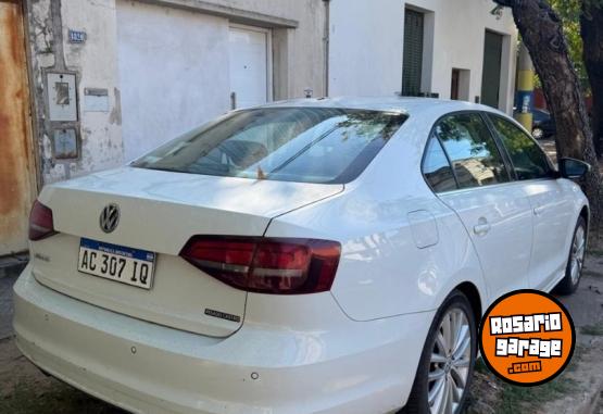 Autos - Volkswagen VENTO 2018 Nafta 200000Km - En Venta