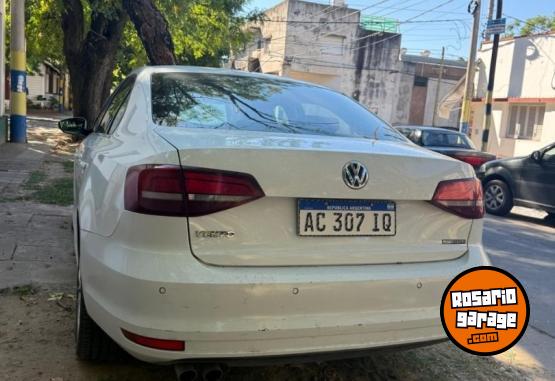 Autos - Volkswagen VENTO 2018 Nafta 200000Km - En Venta