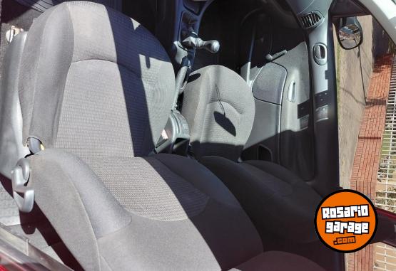 Autos - Peugeot 207  Compac 2012 Nafta 120000Km - En Venta