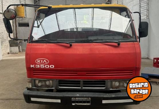 Camiones y Gr�as - VENDO KIA 3500 - En Venta