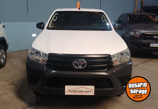 Camionetas - Toyota Hilux 2017 Diesel 150000Km - En Venta