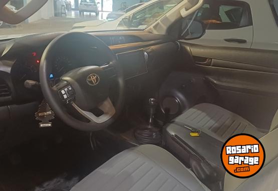 Camionetas - Toyota Hilux 2017 Diesel 150000Km - En Venta