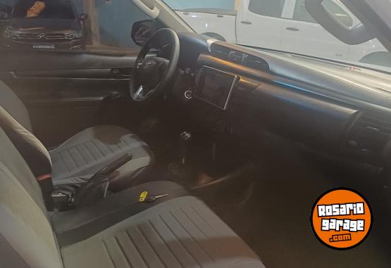Camionetas - Toyota Hilux 2017 Diesel 150000Km - En Venta