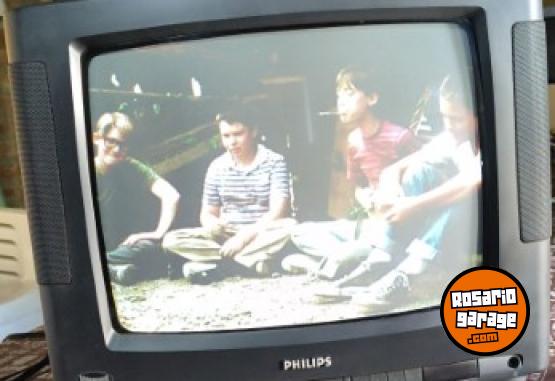 Electrónica - 📺 TV Philips 14” en excelente estado – ¡Listo para usar! - En Venta